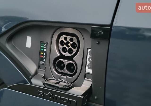 Сірий Ауді Q8 e-tron, об'ємом двигуна 0 л та пробігом 21 тис. км за 48500 $, фото 10 на Automoto.ua