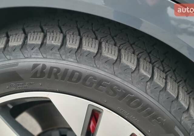 Сірий Ауді Q8 e-tron, об'ємом двигуна 0 л та пробігом 34 тис. км за 65000 $, фото 14 на Automoto.ua