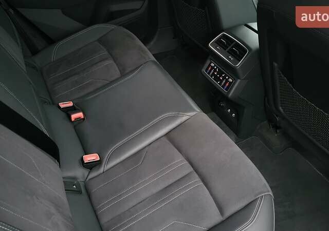 Сірий Ауді Q8 e-tron, об'ємом двигуна 0 л та пробігом 34 тис. км за 65000 $, фото 31 на Automoto.ua