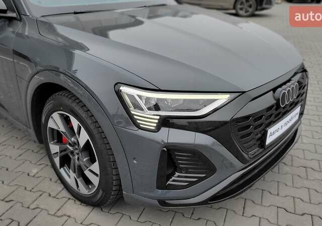 Сірий Ауді Q8 e-tron, об'ємом двигуна 0 л та пробігом 34 тис. км за 65000 $, фото 10 на Automoto.ua