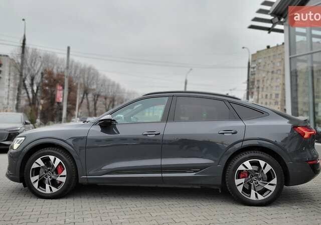 Сірий Ауді Q8 e-tron, об'ємом двигуна 0 л та пробігом 34 тис. км за 65000 $, фото 7 на Automoto.ua