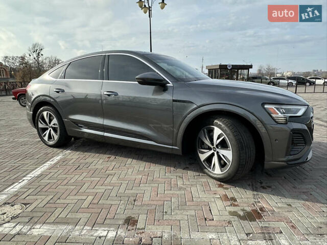 Сірий Ауді Q8 e-tron, об'ємом двигуна 0 л та пробігом 16 тис. км за 47500 $, фото 14 на Automoto.ua