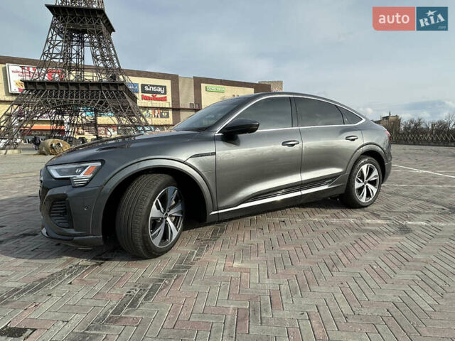 Сірий Ауді Q8 e-tron, об'ємом двигуна 0 л та пробігом 16 тис. км за 47500 $, фото 19 на Automoto.ua