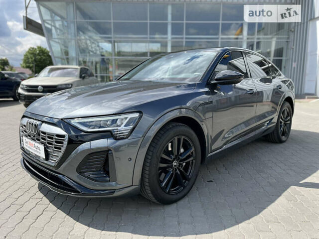 Сірий Ауді Q8 e-tron, об'ємом двигуна 0 л та пробігом 9 тис. км за 67000 $, фото 5 на Automoto.ua