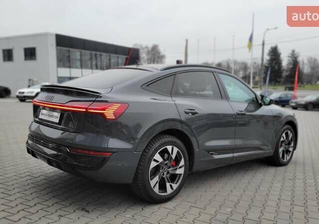 Сірий Ауді Q8 e-tron, об'ємом двигуна 0 л та пробігом 34 тис. км за 65000 $, фото 4 на Automoto.ua