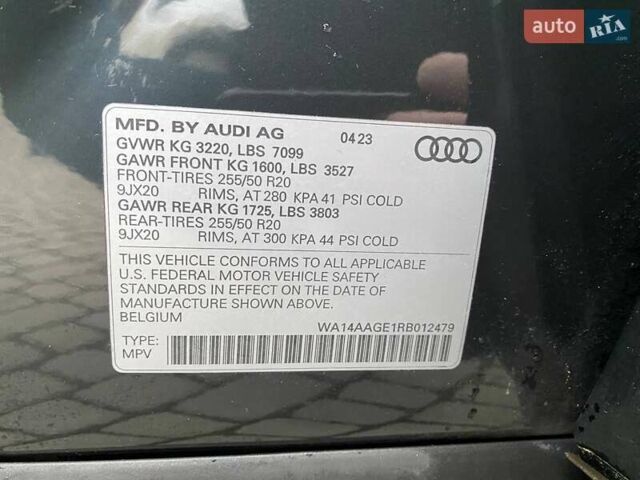 Сірий Ауді Q8 e-tron, об'ємом двигуна 0 л та пробігом 31 тис. км за 42300 $, фото 28 на Automoto.ua