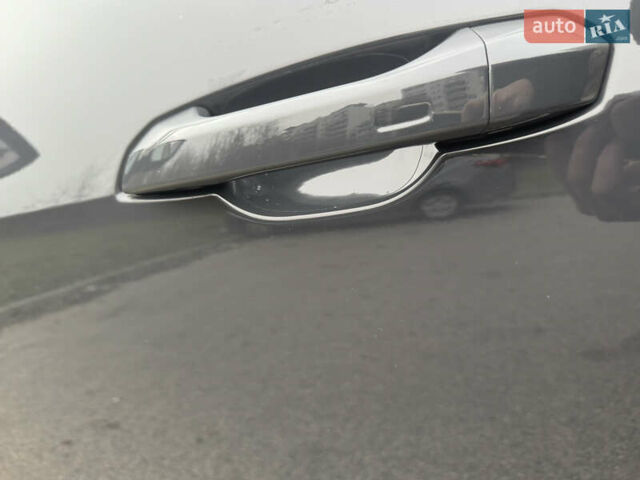 Серый Ауди Q8 e-tron, объемом двигателя 0 л и пробегом 21 тыс. км за 56500 $, фото 25 на Automoto.ua