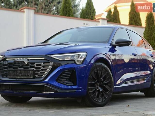 Синий Ауди Q8 e-tron, объемом двигателя 0 л и пробегом 39 тыс. км за 69999 $, фото 27 на Automoto.ua