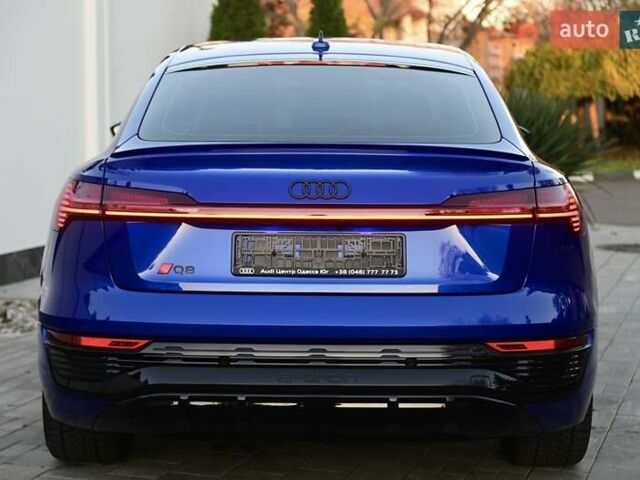 Синий Ауди Q8 e-tron, объемом двигателя 0 л и пробегом 39 тыс. км за 69999 $, фото 32 на Automoto.ua