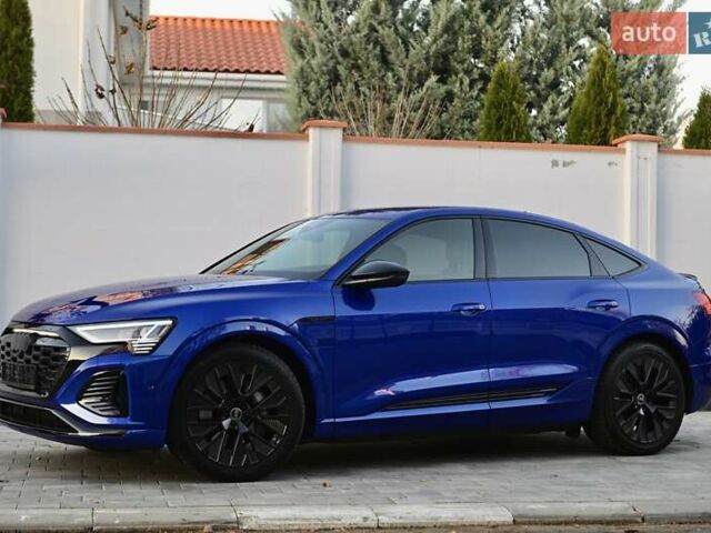 Синий Ауди Q8 e-tron, объемом двигателя 0 л и пробегом 39 тыс. км за 69999 $, фото 26 на Automoto.ua