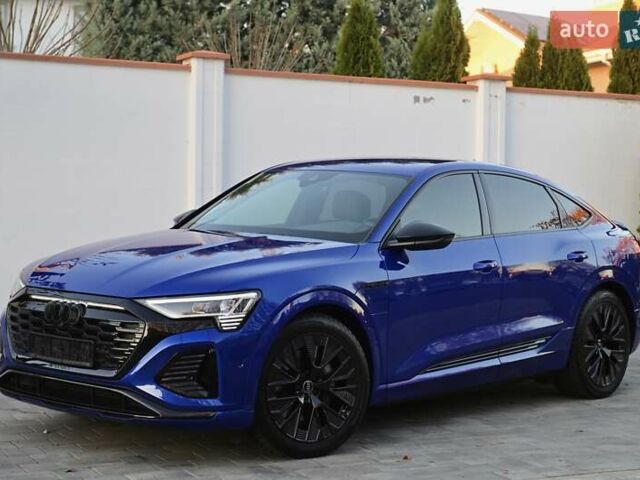 Синий Ауди Q8 e-tron, объемом двигателя 0 л и пробегом 39 тыс. км за 69999 $, фото 22 на Automoto.ua