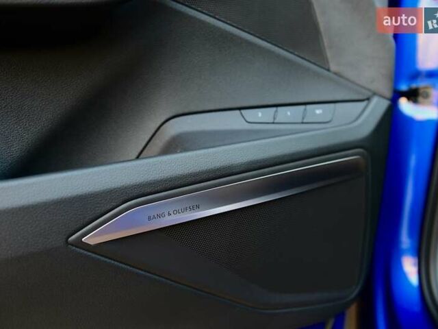 Синий Ауди Q8 e-tron, объемом двигателя 0 л и пробегом 39 тыс. км за 69999 $, фото 38 на Automoto.ua