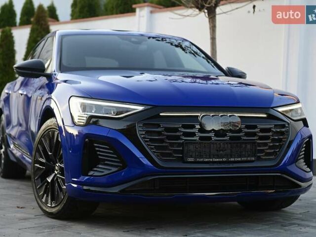 Синий Ауди Q8 e-tron, объемом двигателя 0 л и пробегом 39 тыс. км за 69999 $, фото 7 на Automoto.ua