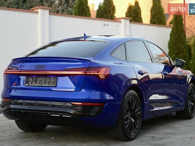 Синий Ауди Q8 e-tron, объемом двигателя 0 л и пробегом 39 тыс. км за 69999 $, фото 31 на Automoto.ua