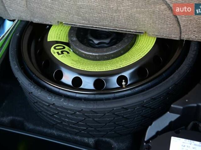 Синий Ауди Q8 e-tron, объемом двигателя 0 л и пробегом 39 тыс. км за 69999 $, фото 77 на Automoto.ua