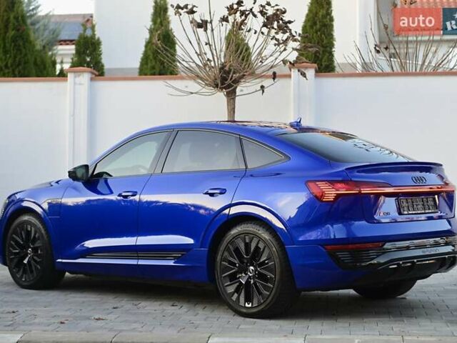 Синий Ауди Q8 e-tron, объемом двигателя 0 л и пробегом 39 тыс. км за 69999 $, фото 16 на Automoto.ua