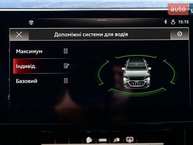 Синий Ауди Q8 e-tron, объемом двигателя 0 л и пробегом 39 тыс. км за 69999 $, фото 58 на Automoto.ua