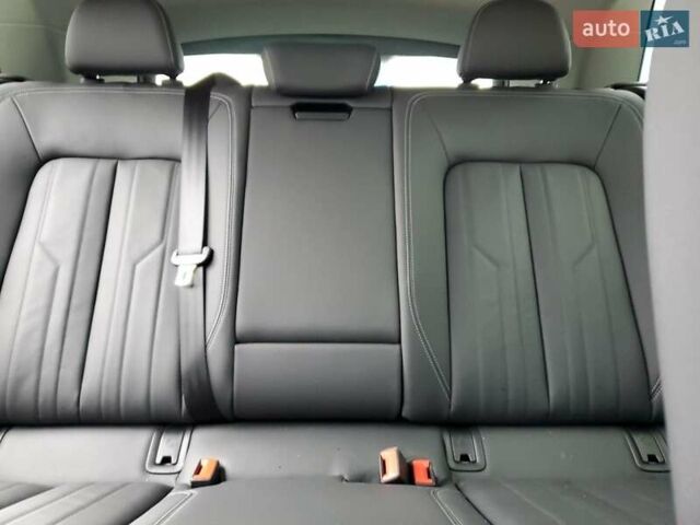 Ауди Q8 e-tron 2024 в Львове на Automoto.ua Синий Ауди Q8 e-tron, объемом двигателя 0 л и пробегом 2 тыс. км за 18000 $, фото 9 на Automoto.ua