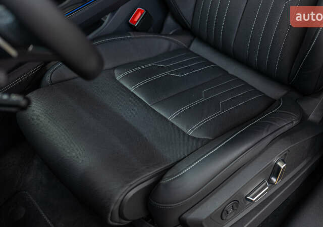 Черный Ауди Q8 Sportback e-tron, объемом двигателя 0 л и пробегом 24 тыс. км за 69800 $, фото 13 на Automoto.ua