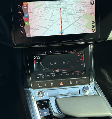 Черный Ауди Q8 Sportback e-tron, объемом двигателя 0 л и пробегом 24 тыс. км за 69800 $, фото 10 на Automoto.ua