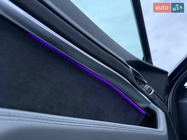 Черный Ауди Q8 Sportback e-tron, объемом двигателя 0 л и пробегом 28 тыс. км за 64999 $, фото 11 на Automoto.ua