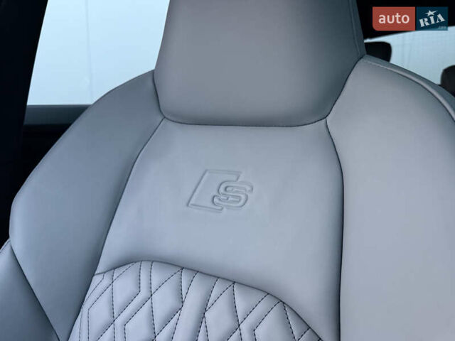 Черный Ауди Q8 Sportback e-tron, объемом двигателя 0 л и пробегом 28 тыс. км за 64999 $, фото 26 на Automoto.ua