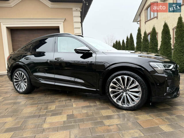 Чорний Ауді Q8 Sportback e-tron, об'ємом двигуна 0 л та пробігом 62 тис. км за 58000 $, фото 9 на Automoto.ua