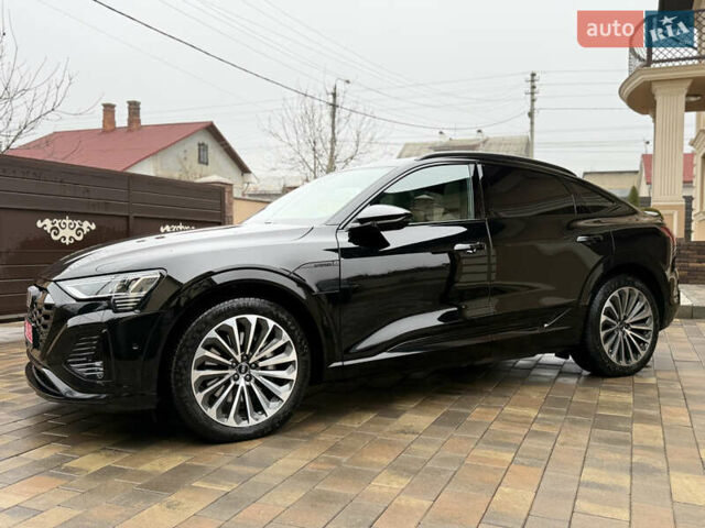 Чорний Ауді Q8 Sportback e-tron, об'ємом двигуна 0 л та пробігом 62 тис. км за 58000 $, фото 28 на Automoto.ua