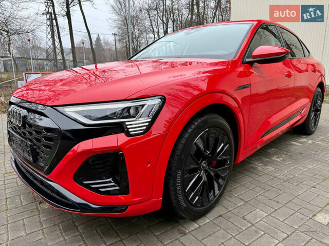 Червоний Ауді Q8 Sportback e-tron, об'ємом двигуна 0 л та пробігом 55 тис. км за 54500 $, фото 1 на Automoto.ua
