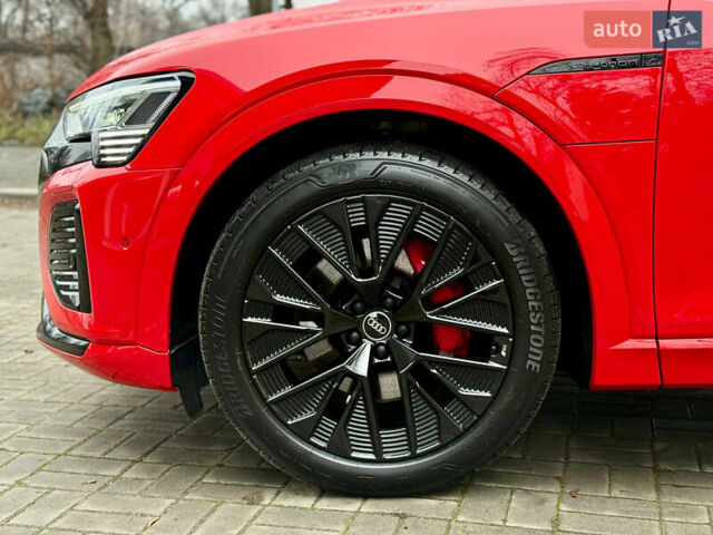 Червоний Ауді Q8 Sportback e-tron, об'ємом двигуна 0 л та пробігом 55 тис. км за 54500 $, фото 52 на Automoto.ua