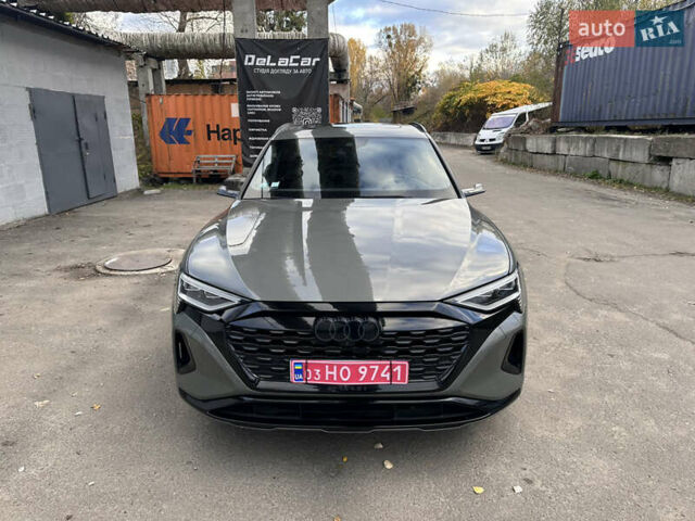 Серый Ауди Q8 Sportback e-tron, объемом двигателя 0 л и пробегом 45 тыс. км за 64900 $, фото 2 на Automoto.ua