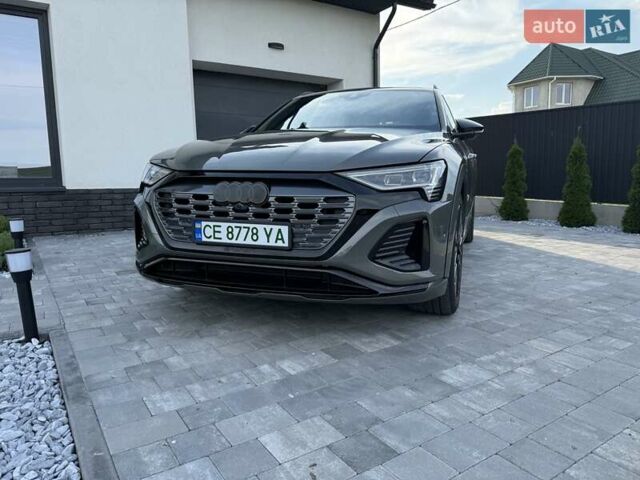 Серый Ауди Q8 Sportback e-tron, объемом двигателя 0 л и пробегом 15 тыс. км за 65000 $, фото 18 на Automoto.ua