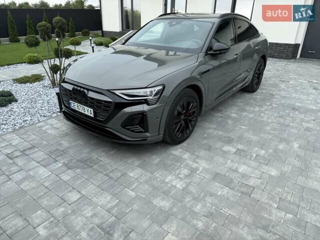 Серый Ауди Q8 Sportback e-tron, объемом двигателя 0 л и пробегом 15 тыс. км за 65000 $, фото 157 на Automoto.ua
