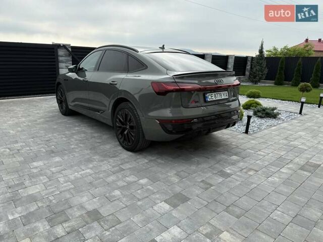 Серый Ауди Q8 Sportback e-tron, объемом двигателя 0 л и пробегом 15 тыс. км за 65000 $, фото 139 на Automoto.ua