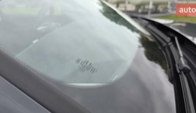 Серый Ауди Q8 Sportback e-tron, объемом двигателя 0 л и пробегом 20 тыс. км за 64800 $, фото 47 на Automoto.ua