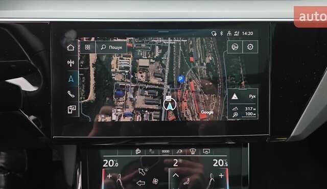 Серый Ауди Q8 Sportback e-tron, объемом двигателя 0 л и пробегом 20 тыс. км за 64800 $, фото 112 на Automoto.ua