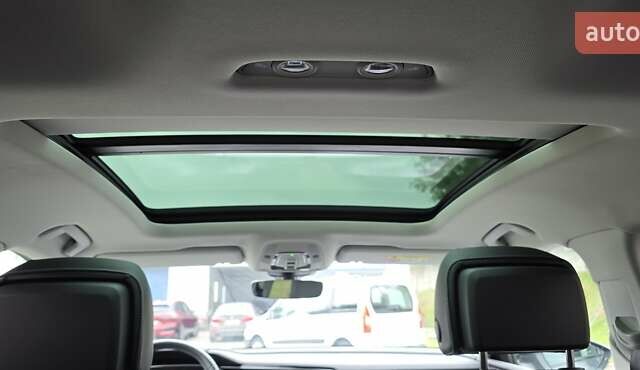 Серый Ауди Q8 Sportback e-tron, объемом двигателя 0 л и пробегом 20 тыс. км за 64800 $, фото 119 на Automoto.ua