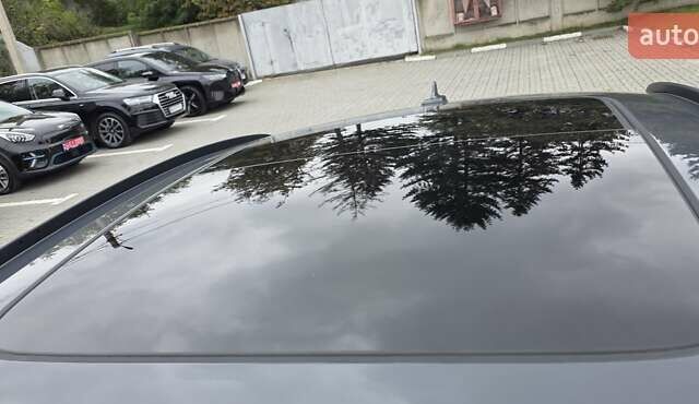 Серый Ауди Q8 Sportback e-tron, объемом двигателя 0 л и пробегом 20 тыс. км за 64800 $, фото 39 на Automoto.ua