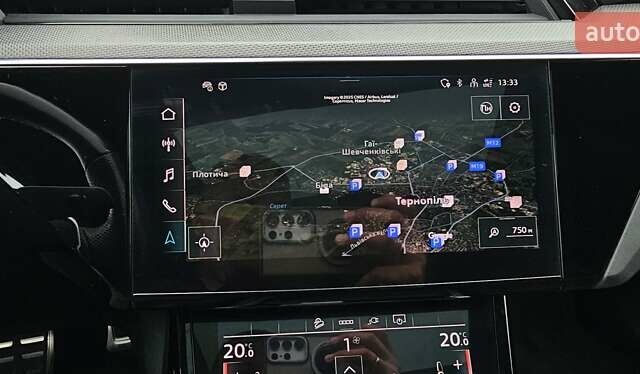 Серый Ауди Q8 Sportback e-tron, объемом двигателя 0 л и пробегом 65 тыс. км за 59999 $, фото 88 на Automoto.ua