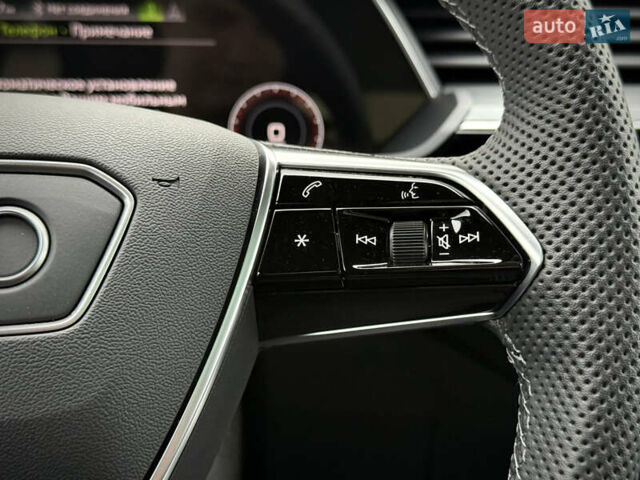 Синий Ауди Q8 Sportback e-tron, объемом двигателя 0 л и пробегом 17 тыс. км за 58868 $, фото 107 на Automoto.ua