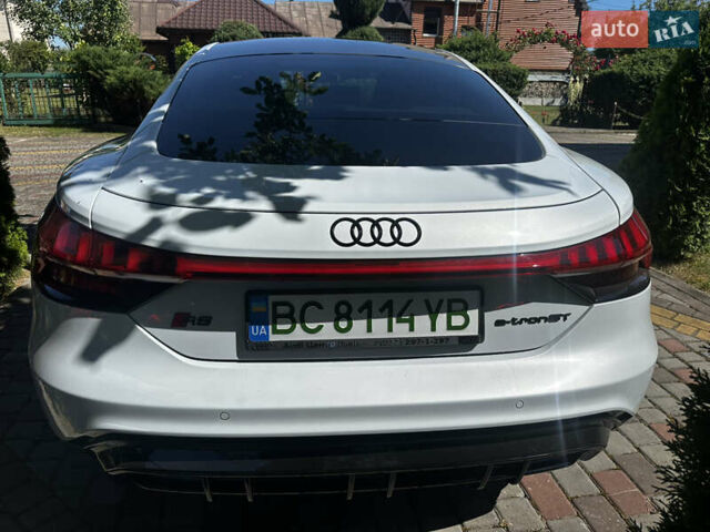 Белый Ауди RS e-tron GT, объемом двигателя 0 л и пробегом 31 тыс. км за 71000 $, фото 28 на Automoto.ua
