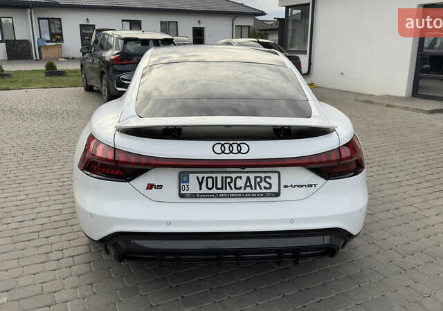 Білий Ауді RS e-tron GT, об'ємом двигуна 0 л та пробігом 52 тис. км за 62500 $, фото 5 на Automoto.ua
