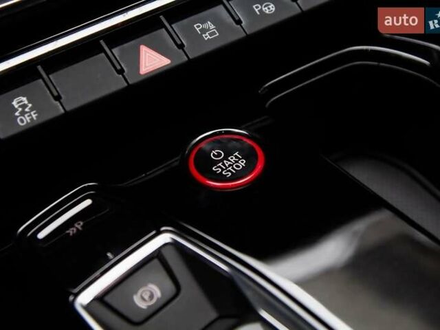 Белый Ауди RS e-tron GT, объемом двигателя 0 л и пробегом 11 тыс. км за 74900 $, фото 22 на Automoto.ua