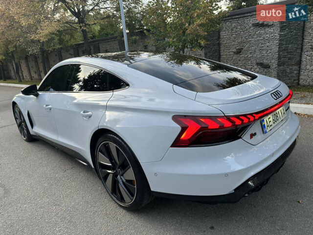 Білий Ауді RS e-tron GT, об'ємом двигуна 0 л та пробігом 29 тис. км за 59900 $, фото 13 на Automoto.ua