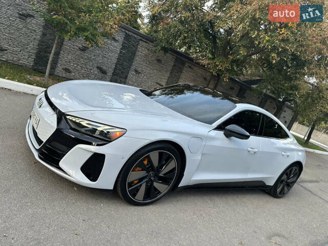 Білий Ауді RS e-tron GT, об'ємом двигуна 0 л та пробігом 29 тис. км за 59900 $, фото 23 на Automoto.ua