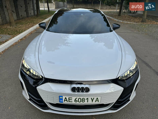 Білий Ауді RS e-tron GT, об'ємом двигуна 0 л та пробігом 29 тис. км за 59900 $, фото 24 на Automoto.ua
