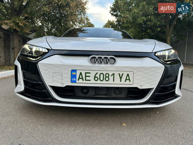 Білий Ауді RS e-tron GT, об'ємом двигуна 0 л та пробігом 29 тис. км за 59900 $, фото 26 на Automoto.ua