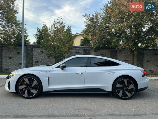 Білий Ауді RS e-tron GT, об'ємом двигуна 0 л та пробігом 29 тис. км за 59900 $, фото 8 на Automoto.ua
