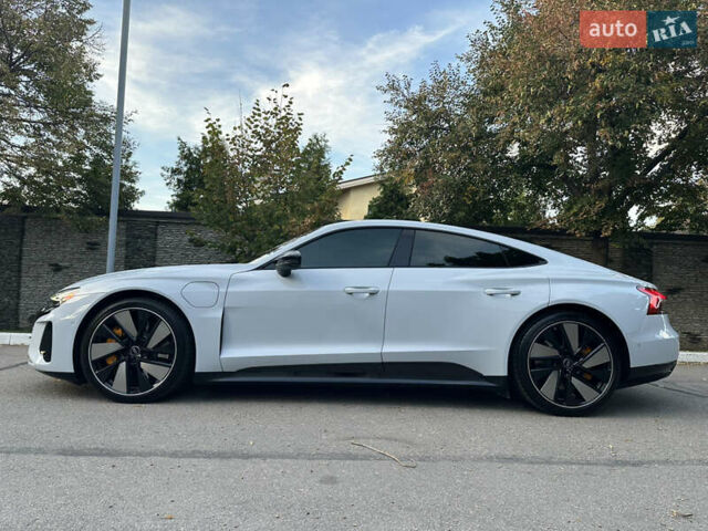 Білий Ауді RS e-tron GT, об'ємом двигуна 0 л та пробігом 29 тис. км за 59900 $, фото 7 на Automoto.ua