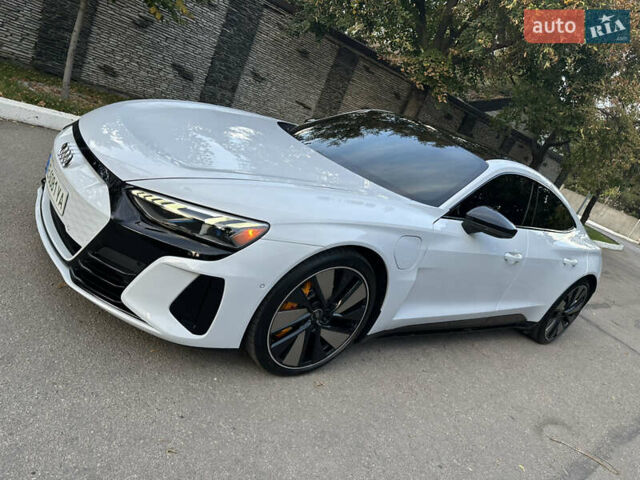 Білий Ауді RS e-tron GT, об'ємом двигуна 0 л та пробігом 29 тис. км за 59900 $, фото 6 на Automoto.ua